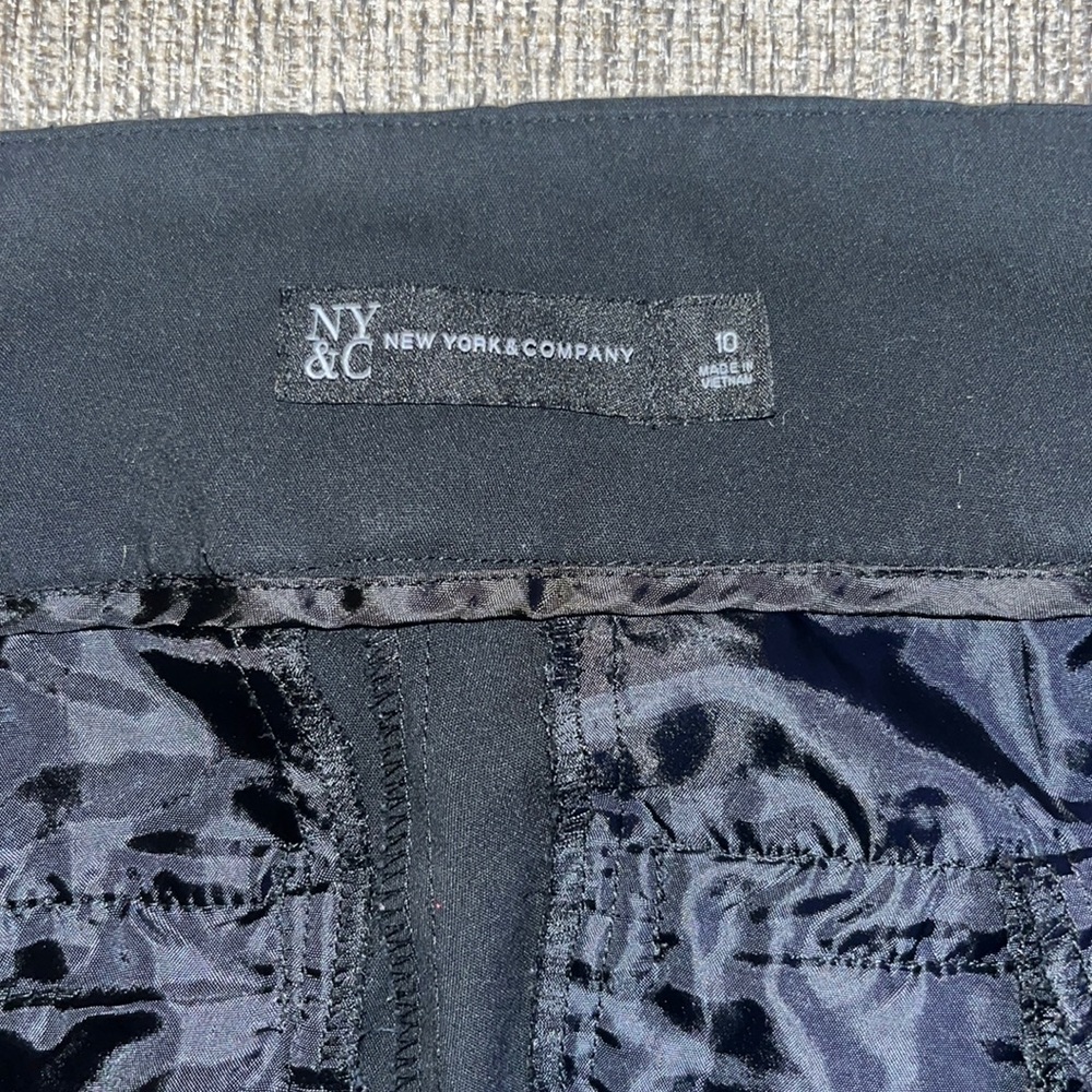 Women’s size 10 black dress pants